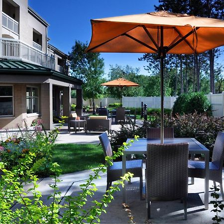 Courtyard Wausau Hotel Exterior photo